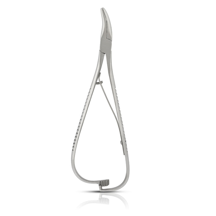 Mathieu 5.5" Needle Holder Back Action Angled Tip